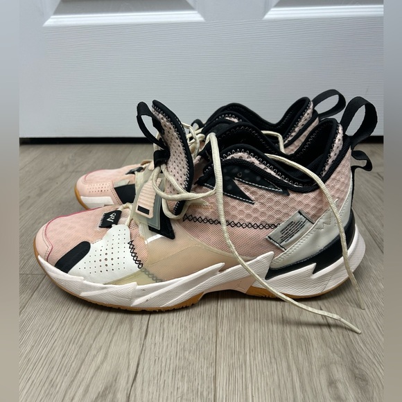 Jordan Why Not Zer0.3 Washed Coral Colorway Sneakers - Picture 2 of 7